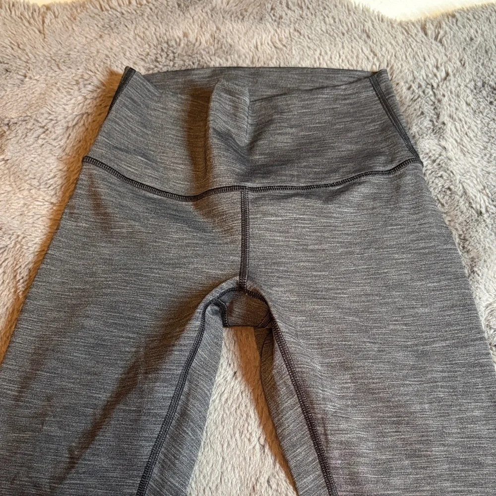 lululemon athletica Charcoal High-Rise Leggings Size 4 - Picture 2 of 6
